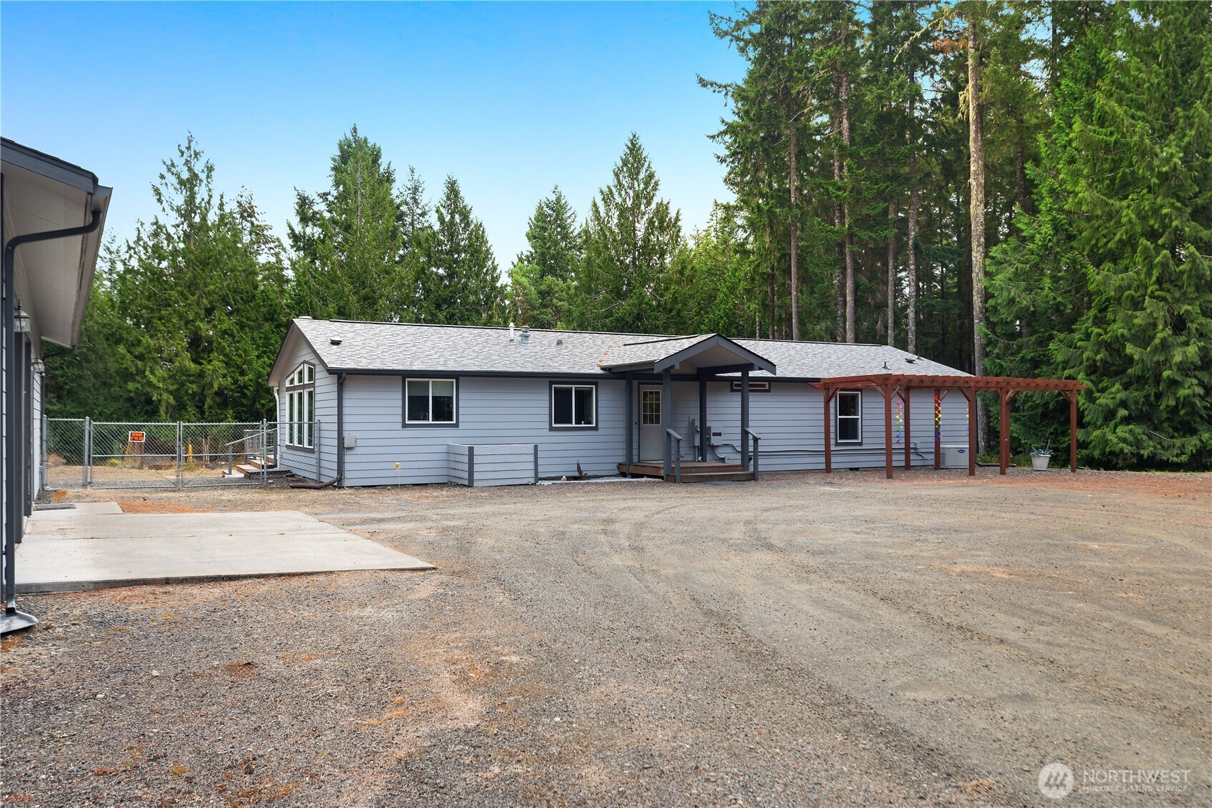 370 East Strong Road Shelton, WA 98584 - Photo 2 of 40 Gallery Image 2