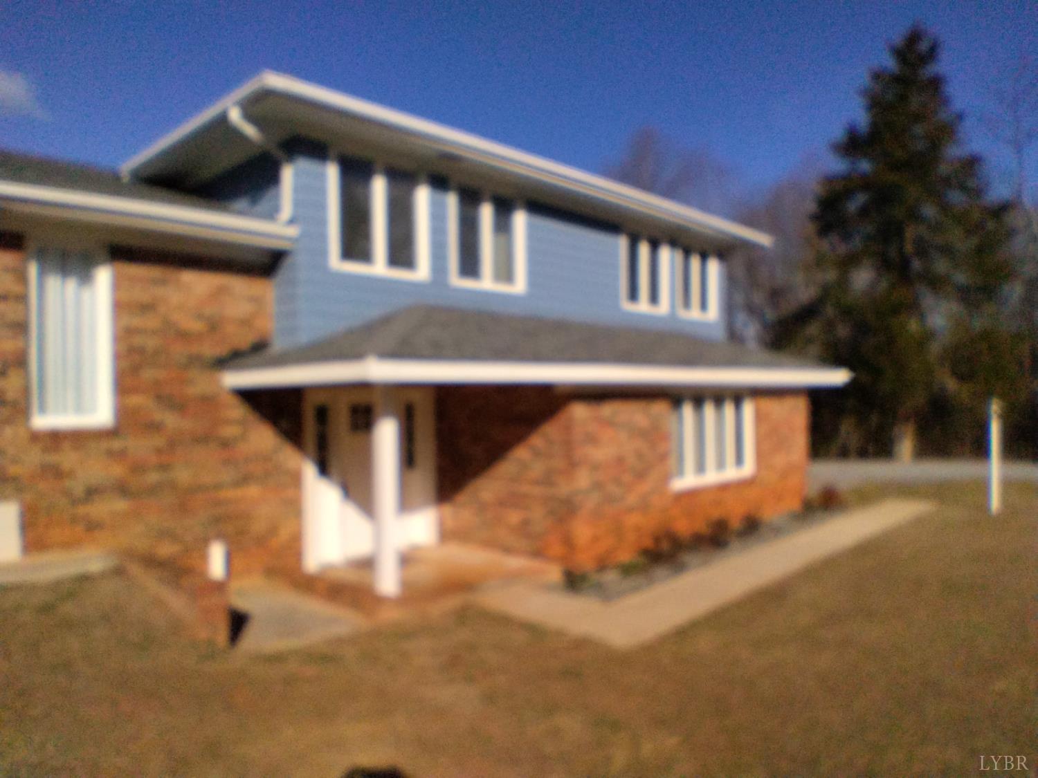 1316 Dudley Road Moneta, VA 24121 - Photo 4 of 61