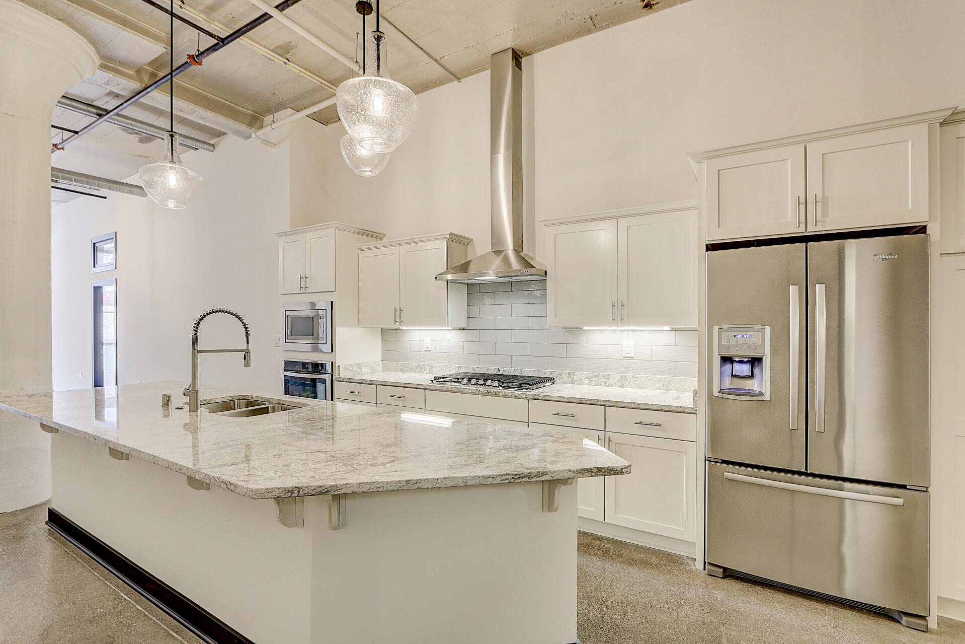 226 North Water Street Milwaukee, WI 53202 - Photo 3 of 13 Kitchen