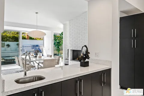 $2,590,000 | 2087 South Toledo Avenue, Palm Springs, CA 92264