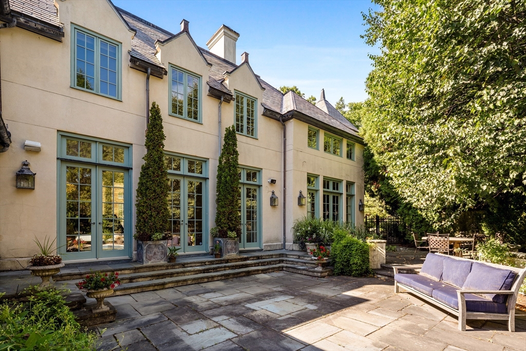 120 Cabot Street Brookline, MA 02467 - Photo 30 of 41