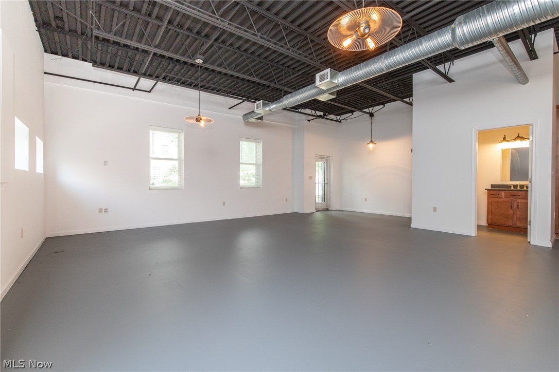 1952 Columbus Road Cleveland, OH 44113 - Photo 5 of 35 Gallery Image 5