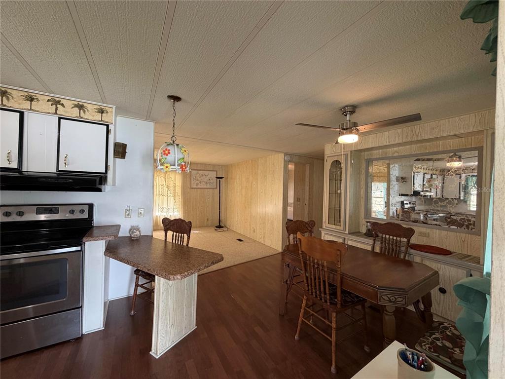 930 Tarrson Boulevard Lady Lake, FL 32159 - Photo 3 of 23