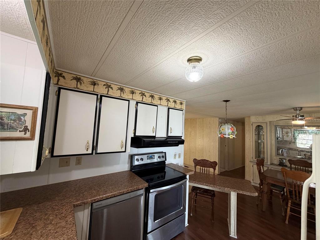 930 Tarrson Boulevard Lady Lake, FL 32159 - Photo 7 of 23