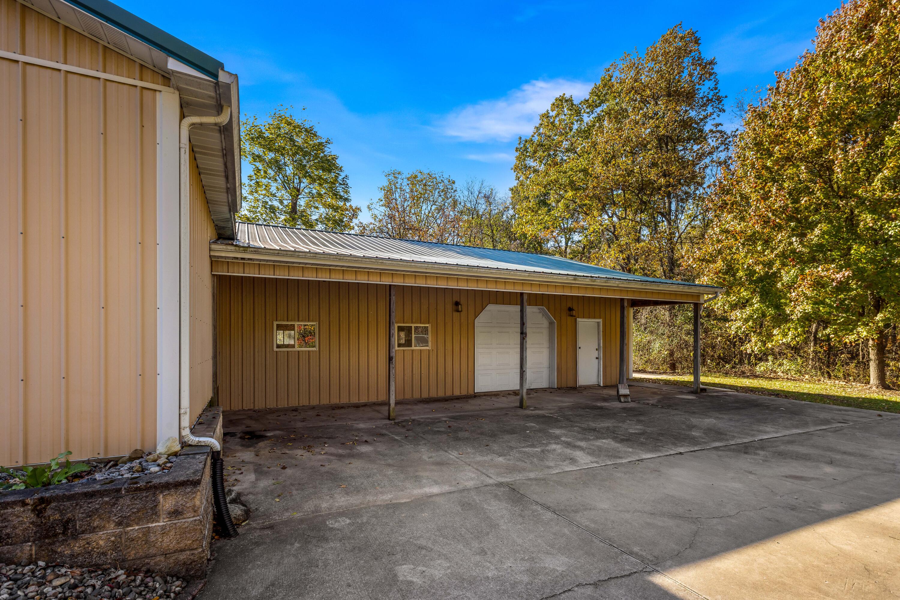 12122 Hutchinson Road Dowling, MI 49050 - Photo 29 of 36 _P7A0306_E