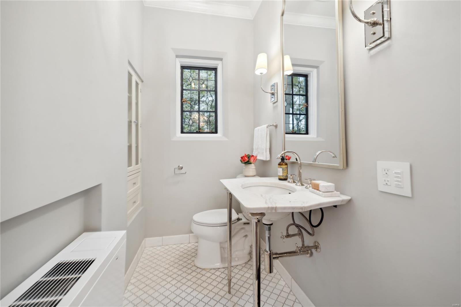 10490 Ladue Road St. Louis, MO 63141 - Photo 13 of 59