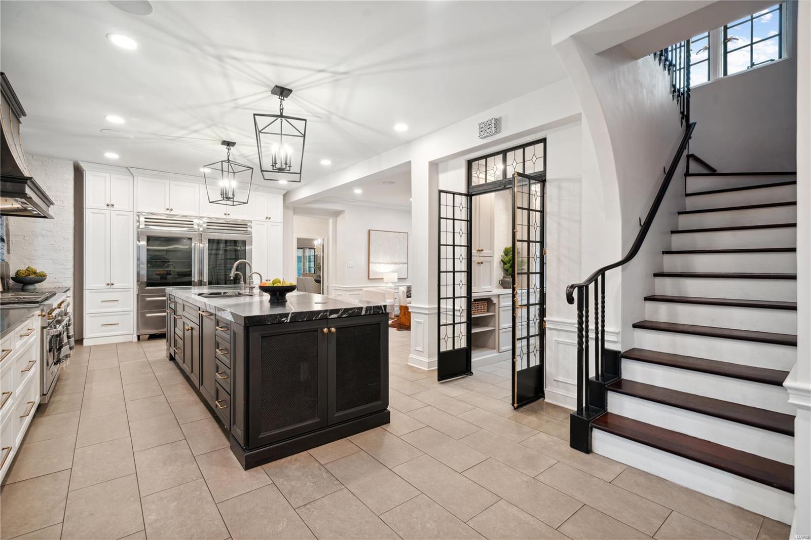 10490 Ladue Road St. Louis, MO 63141 - Photo 16 of 59