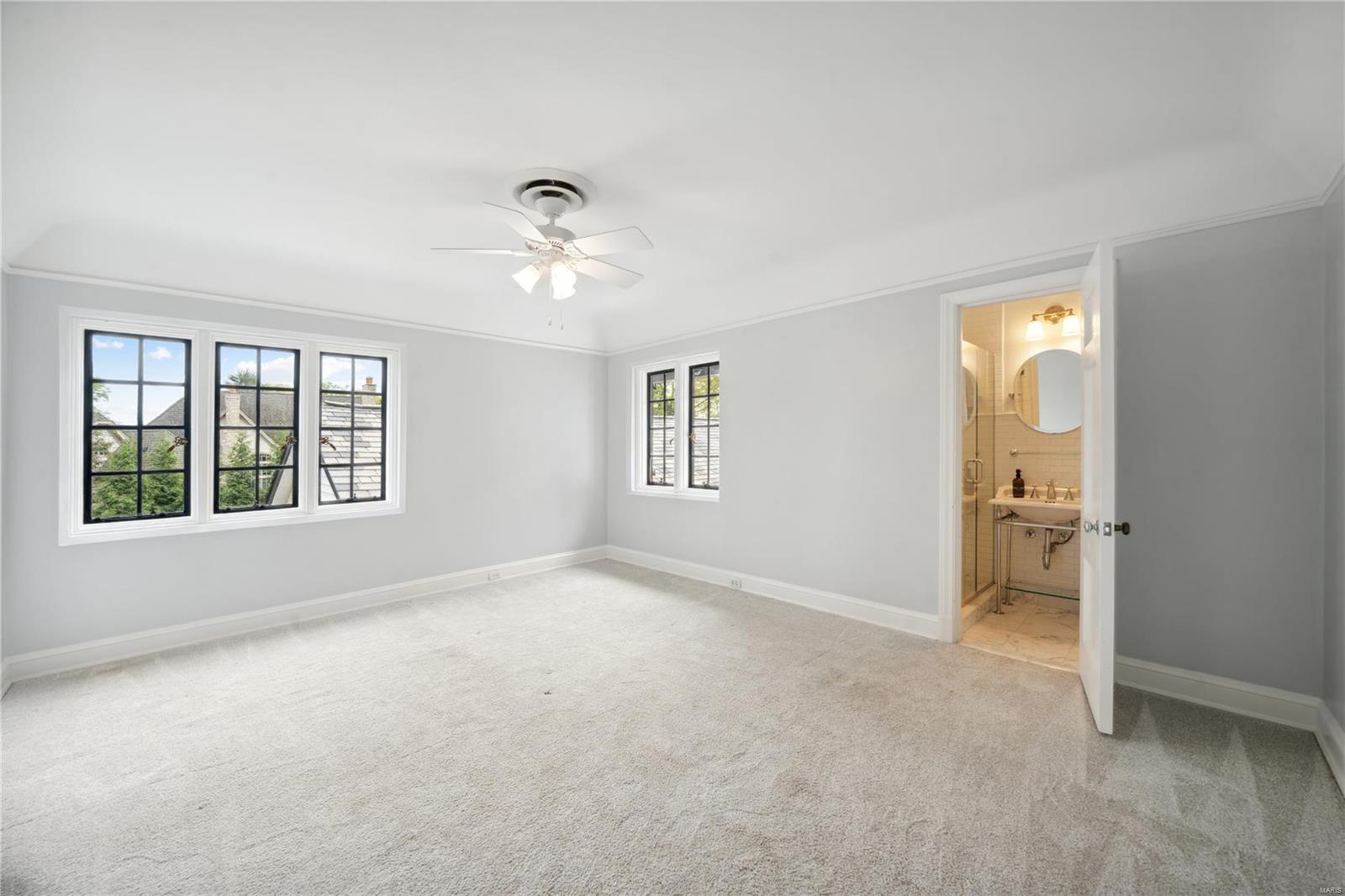 10490 Ladue Road St. Louis, MO 63141 - Photo 35 of 59