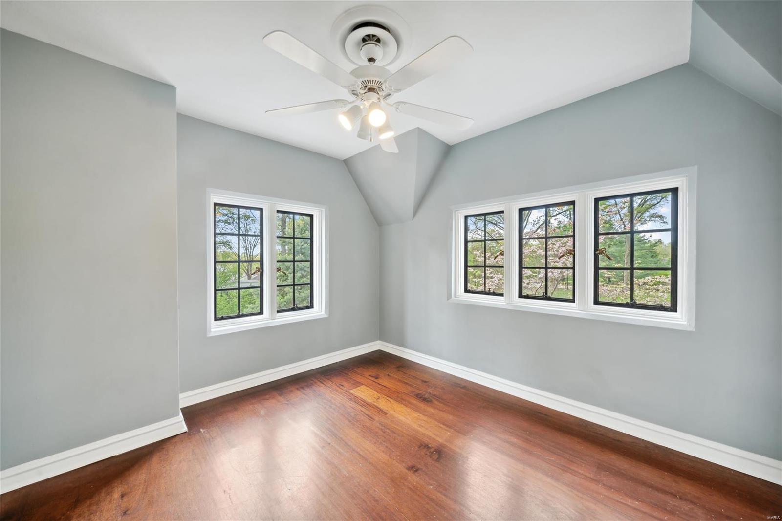 10490 Ladue Road St. Louis, MO 63141 - Photo 39 of 59