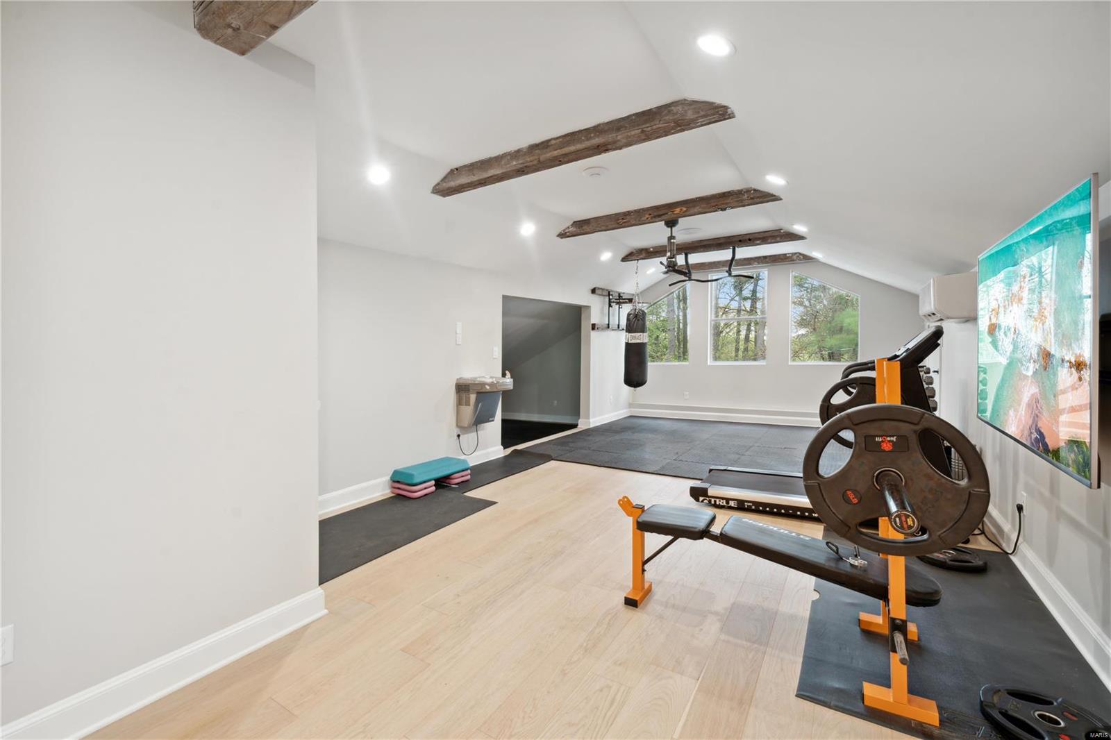 10490 Ladue Road St. Louis, MO 63141 - Photo 41 of 59