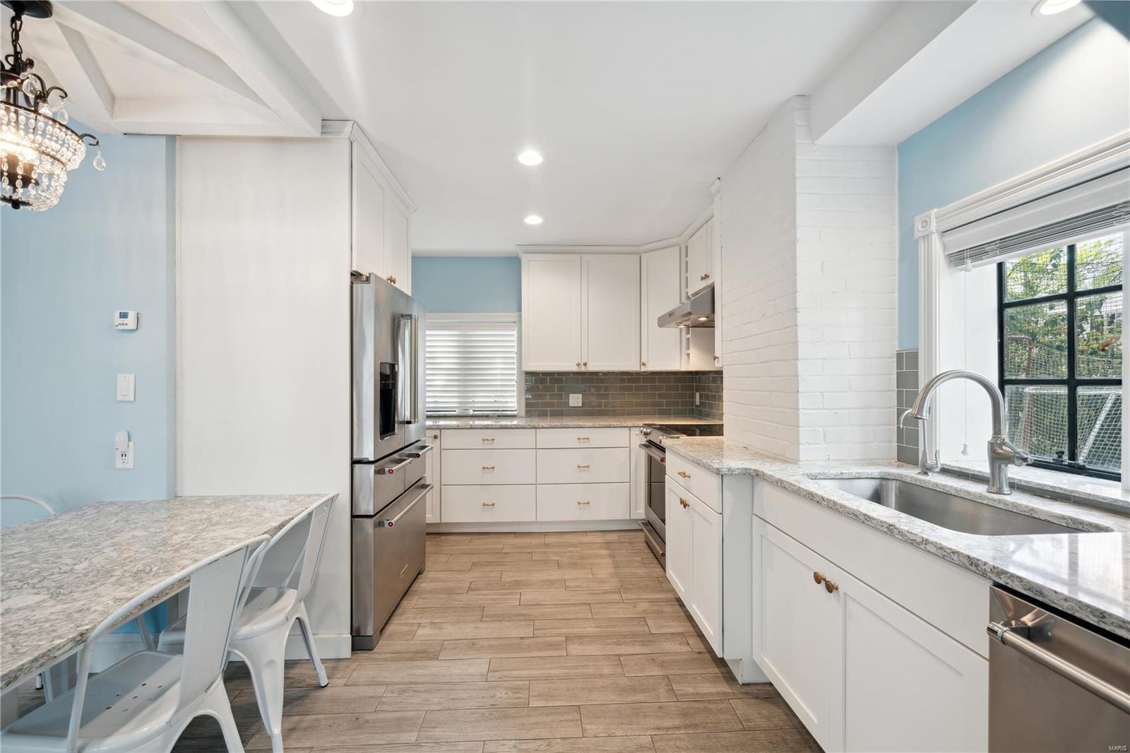 10490 Ladue Road St. Louis, MO 63141 - Photo 44 of 59