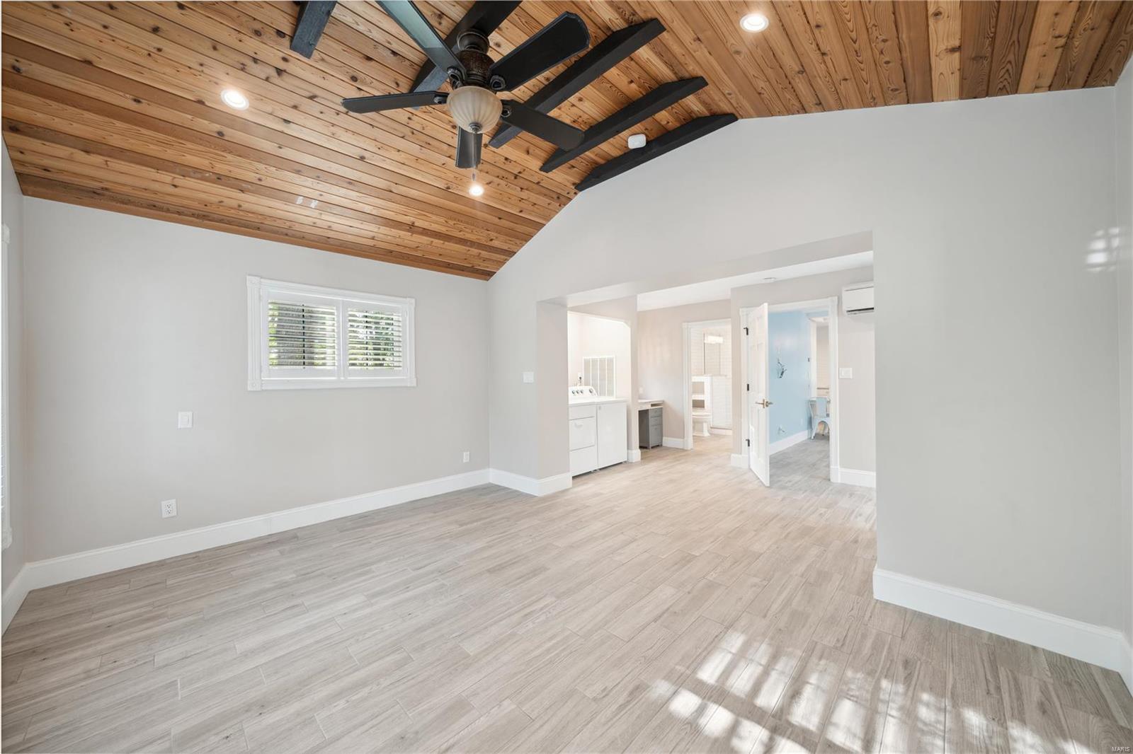 10490 Ladue Road St. Louis, MO 63141 - Photo 46 of 59