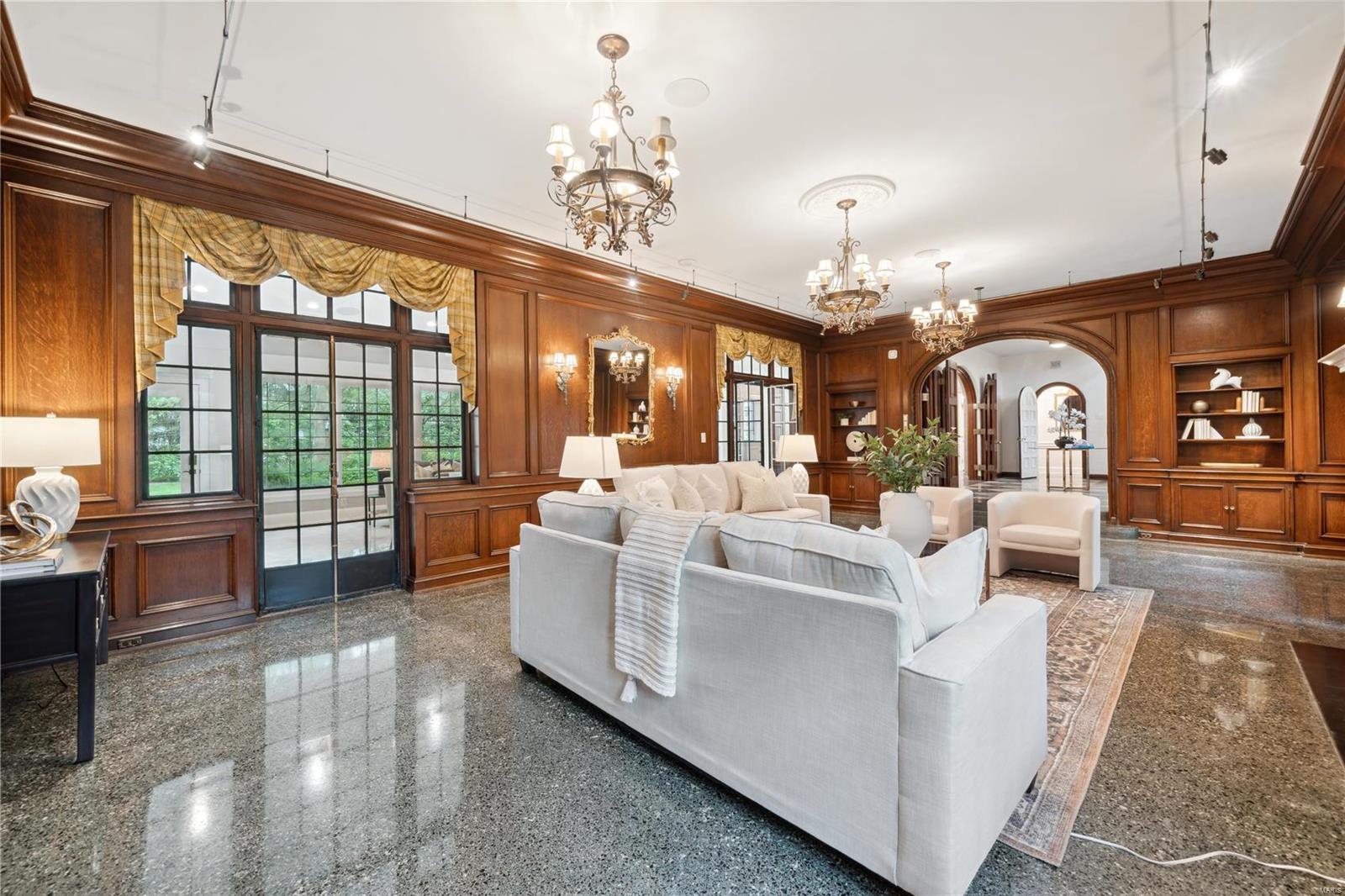 10490 Ladue Road St. Louis, MO 63141 - Photo 6 of 59