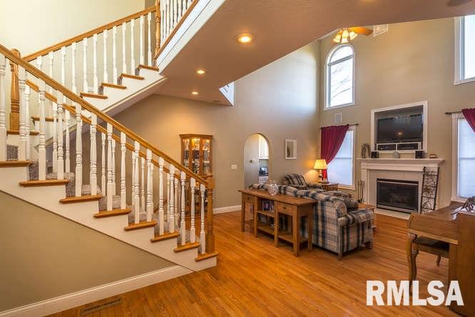 807 Wild Rose Road Wilton, IA 52778 - Photo 3 of 23 Gallery Image 3