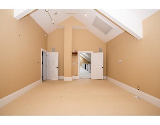 10 Macomber Lane Framingham, MA 01702 - Photo 24 of 38