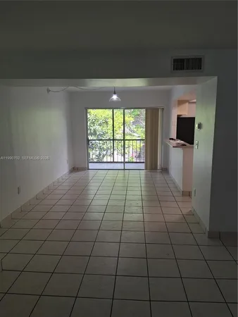 $2,300 | 8401 Southwest 107th Avenue, Unit 345E, Miami, FL 33173