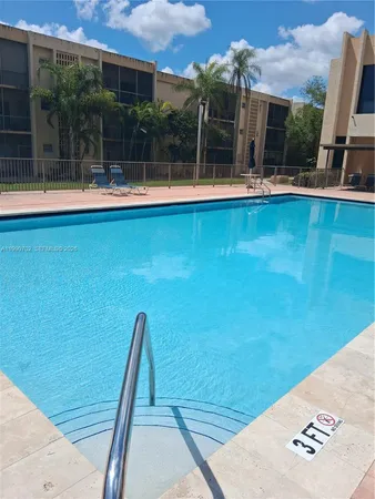 $2,300 | 8401 Southwest 107th Avenue, Unit 345E, Miami, FL 33173