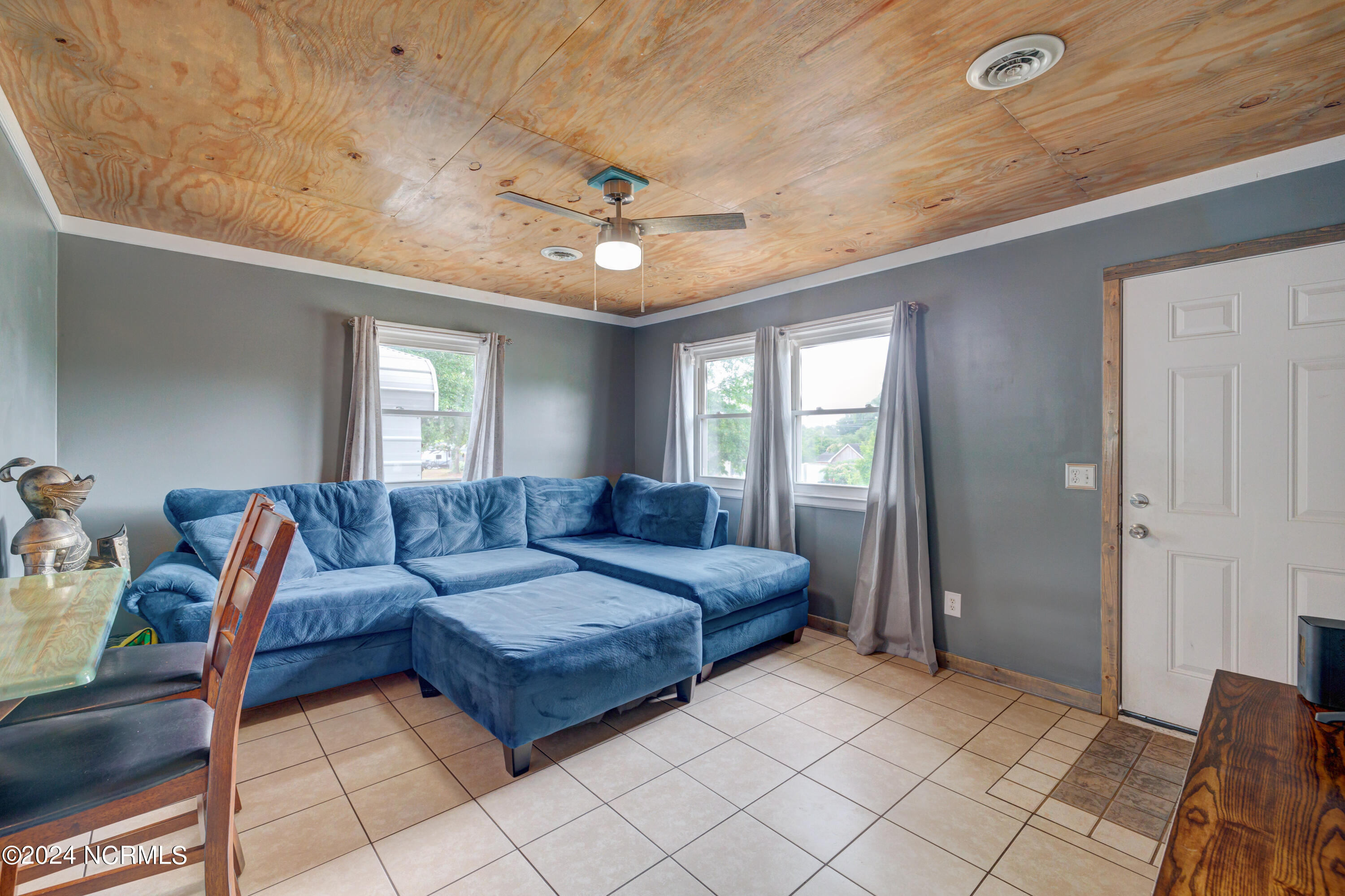 330 Burbank Road Wilmington, NC 28412 - Photo 11 of 37 330BurbanEdit-13