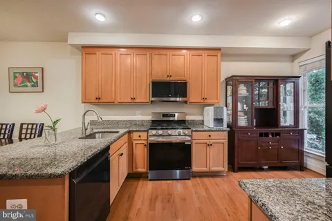 $1,119,000 | 311 I Street Southeast, Washington, DC 20003