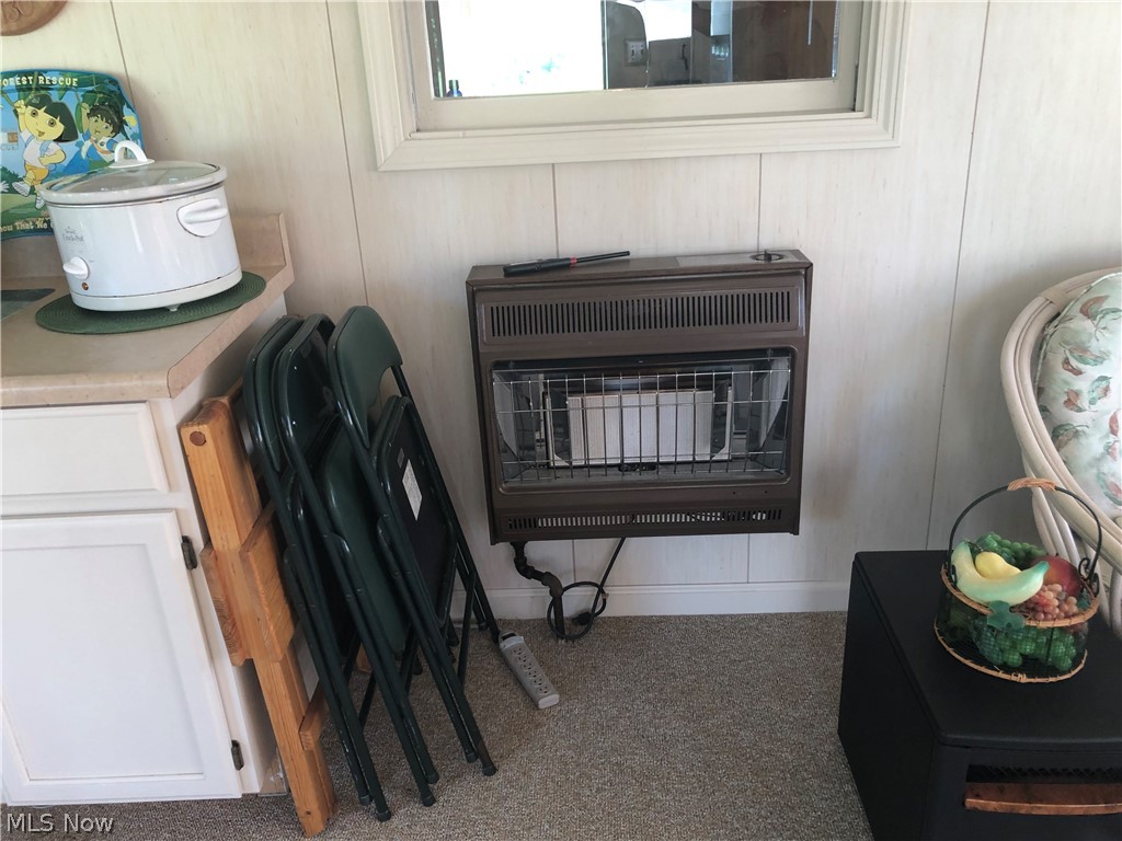 3521 Center Road Ashtabula, OH 44004 - Photo 20 of 31 Heater in screened patio.
