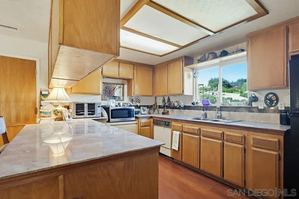 20553 Sycamore Springs Road Jamul, CA 91935 - Photo 3 of 20 Gallery Image 3