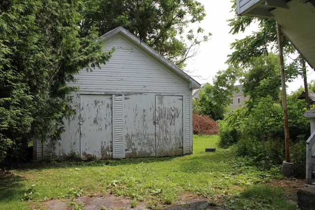 $125,000 | 134 Maple Street, Rutland, VT 05701