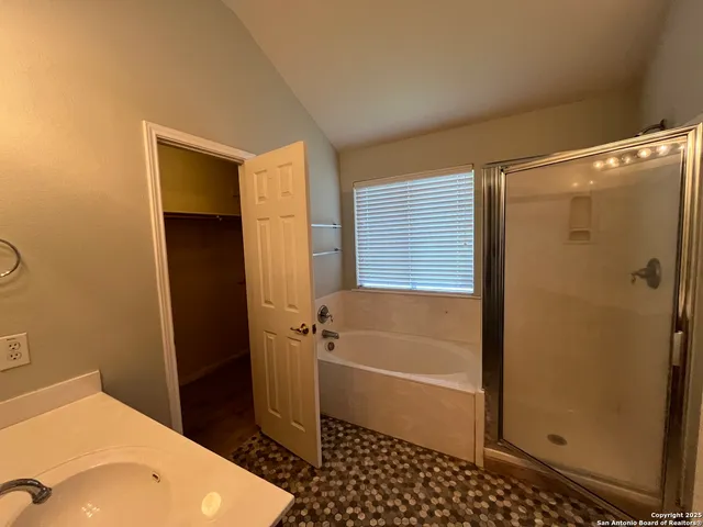 $1,650 | 7234 Autumn Acres, Converse, TX 78109