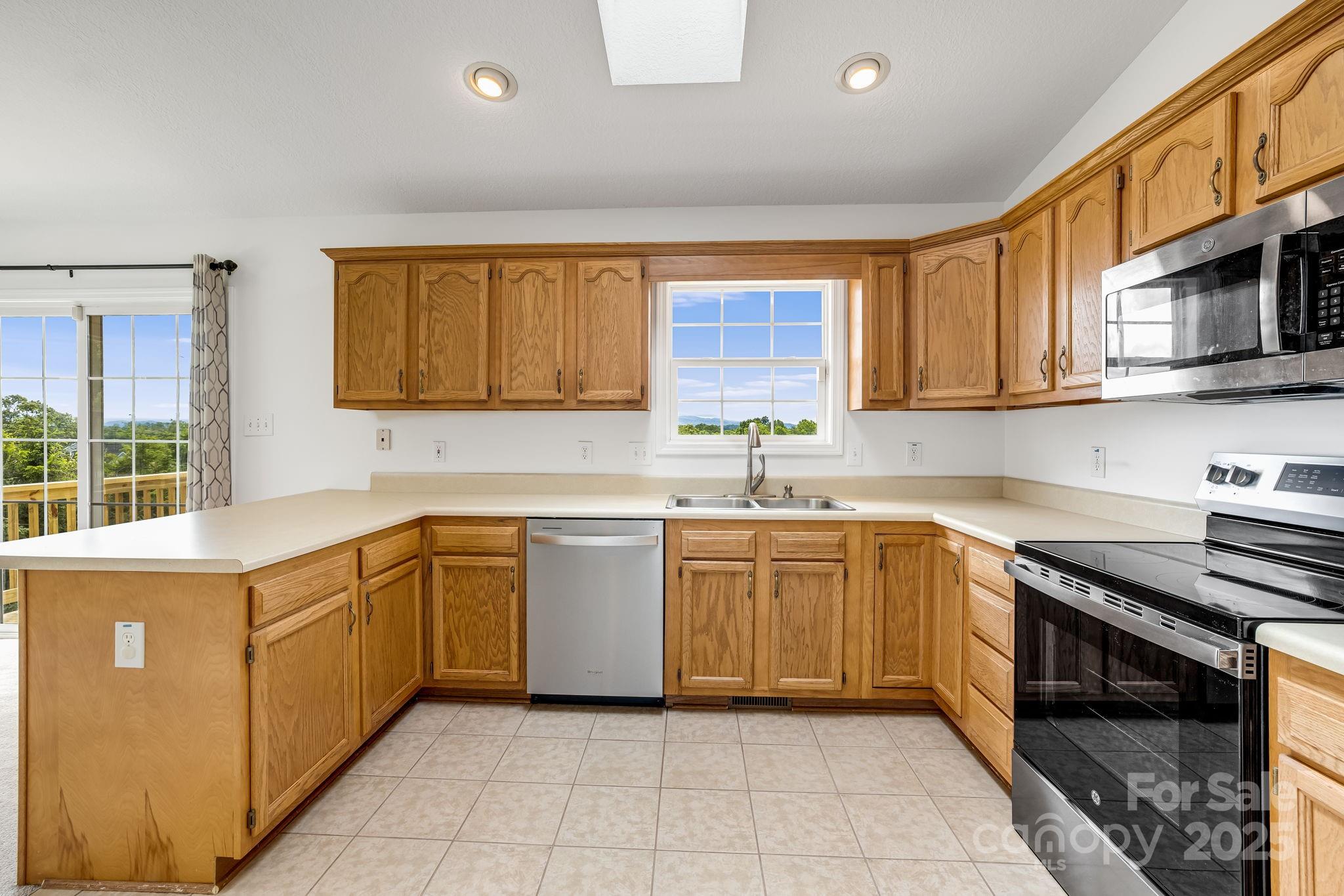 87 Collins Road Marshall, NC 28753 - Photo 17 of 48 Gallery Image 17