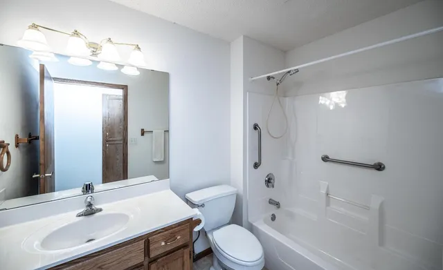 $269,900 | 109 Oak Street, Farmington, MN 55024