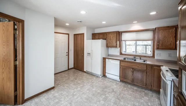 $269,900 | 109 Oak Street, Farmington, MN 55024