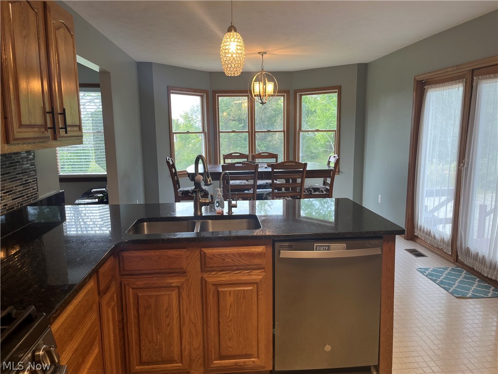 9449 Old State Road Chardon, OH 44024 - Photo 11 of 39 view of dining area from kitchen counter