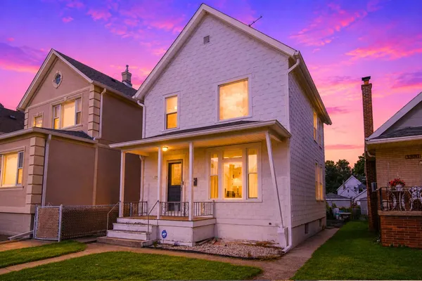 $280,000 | 13009 Chicago Street, Blue Island, IL 60406