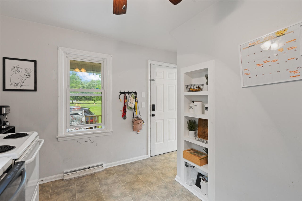 515 East Russell Road Tecumseh, MI 49286 - Photo 6 of 33 Gallery Image 6