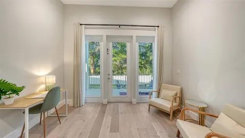 $2,995,000 | 1537 Siesta Drive, Sarasota, FL 34239