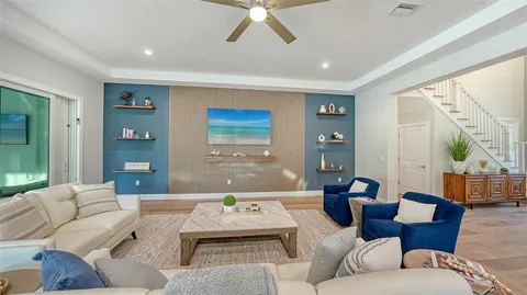 $2,995,000 | 1537 Siesta Drive, Sarasota, FL 34239