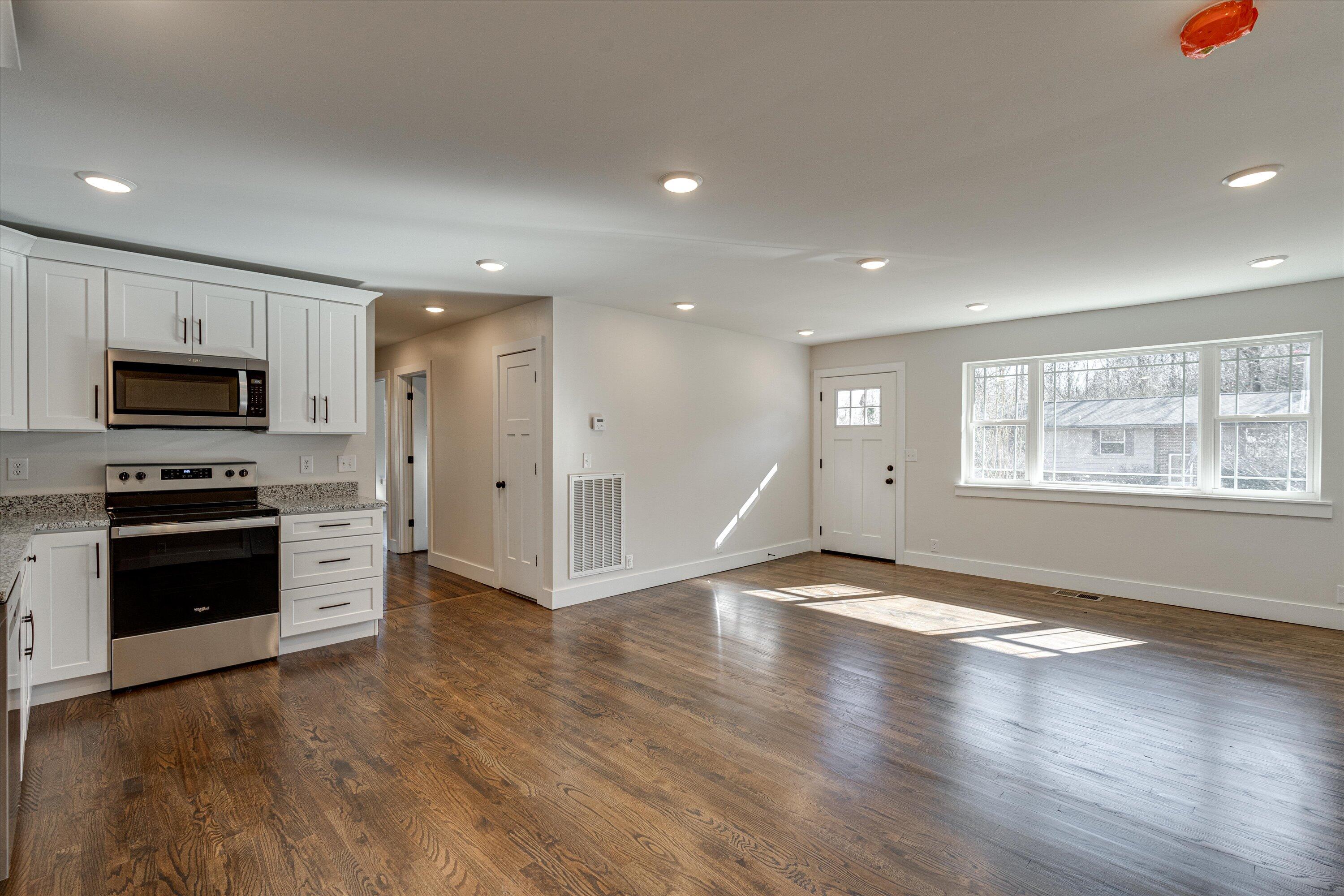 415 Gravitt Road Chickamauga, GA 30707 - Photo 11 of 26 11-415 Gravitt Rd-11