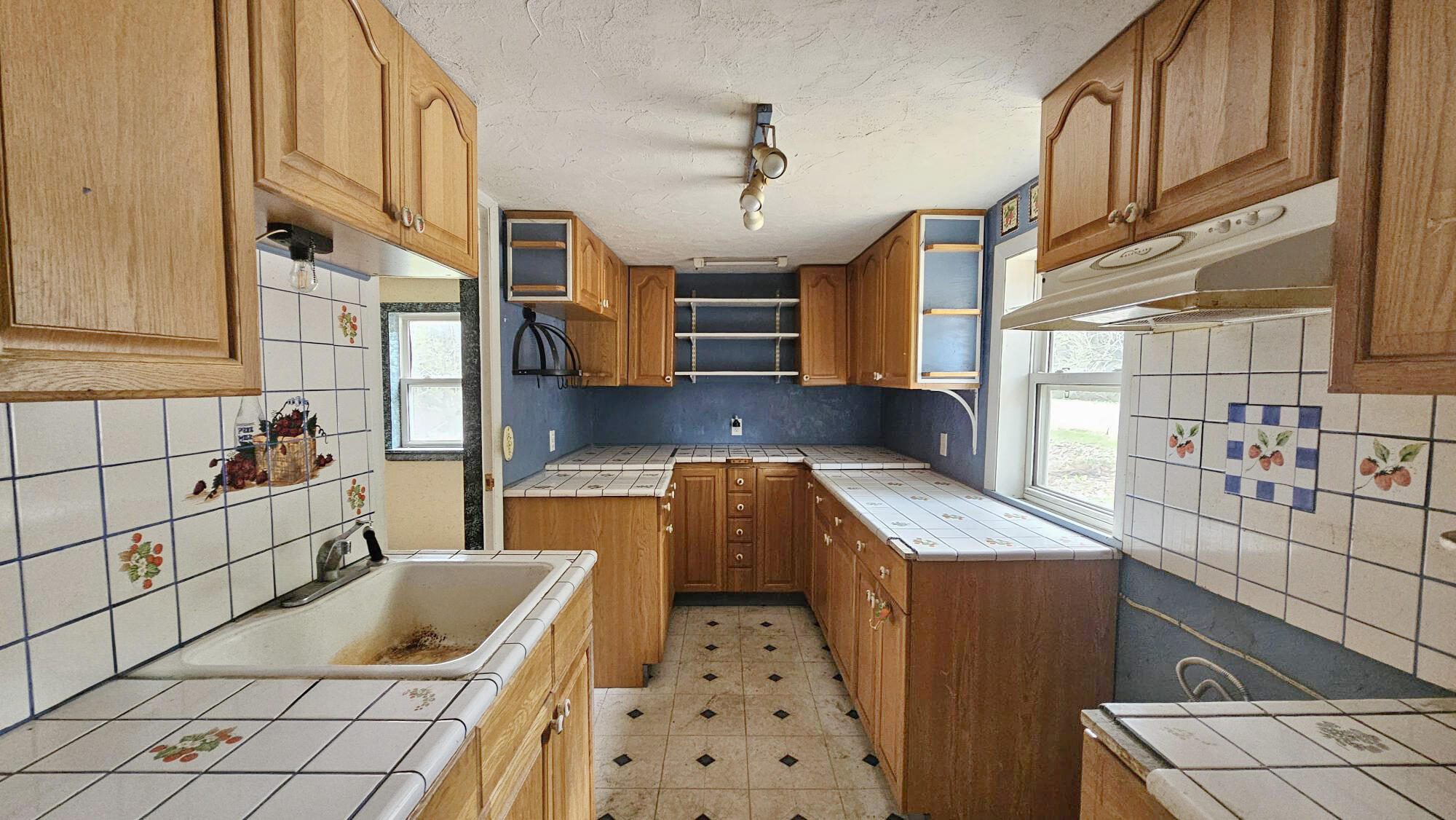 260 Pond Road Albion, ME 04910 - Photo 15 of 30 20260423_135206