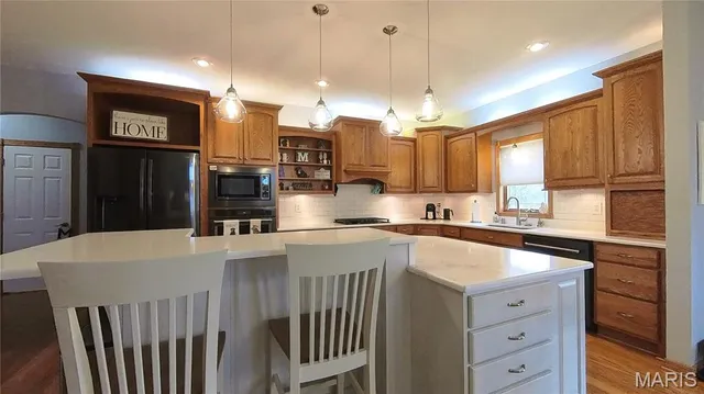 $545,000 | 610 Oak Park Boulevard, West Plains, MO 65775