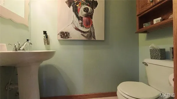 $545,000 | 610 Oak Park Boulevard, West Plains, MO 65775