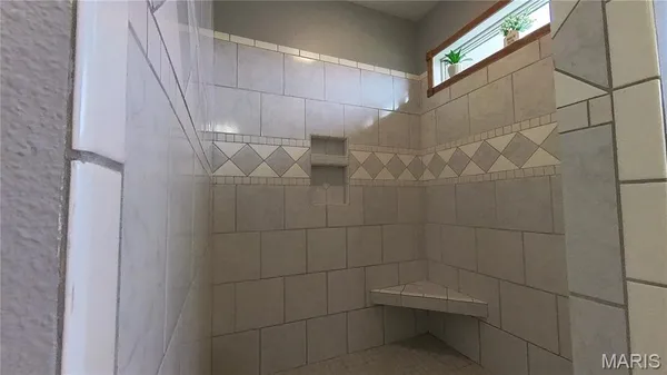 $545,000 | 610 Oak Park Boulevard, West Plains, MO 65775