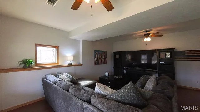 $545,000 | 610 Oak Park Boulevard, West Plains, MO 65775