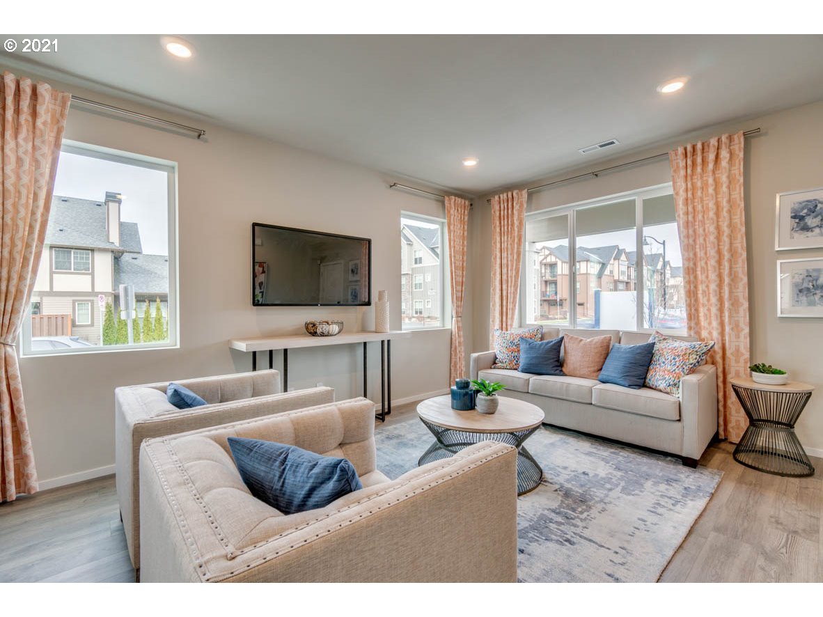 15792 Northwest Brugger Road Portland, OR 97229 - Photo 4 of 21 Gallery Image 4