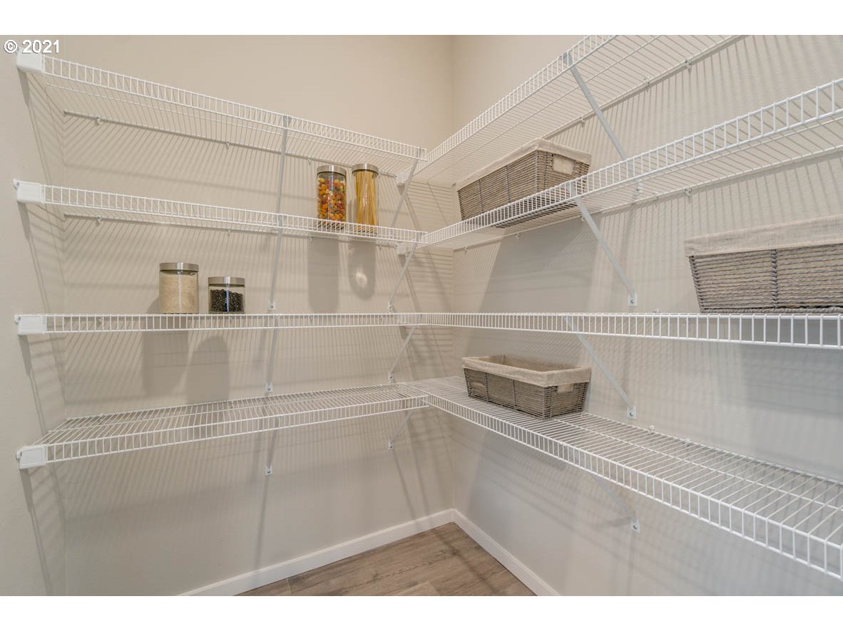 15792 Northwest Brugger Road Portland, OR 97229 - Photo 8 of 21 Gallery Image 8