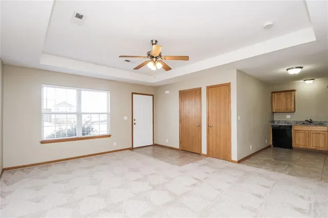 $1,370 | 211 Golfview Drive, Pleasant Hill, MO 64080