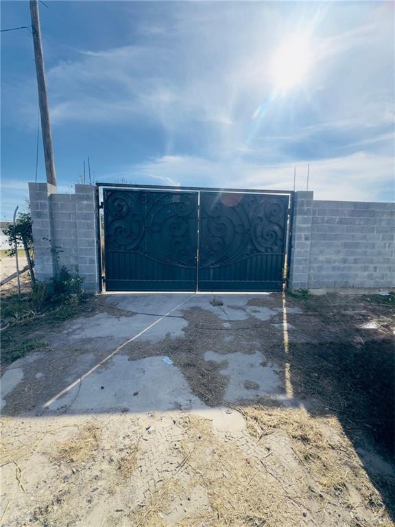 405 North 3rd Street Hidalgo, TX 78557 - Photo 2 of 5 a view of a backyard