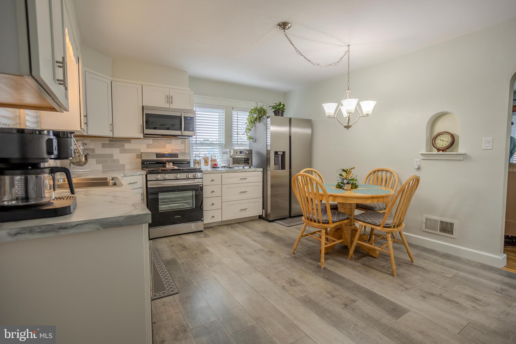 328 West Elm Avenue Hanover, PA 17331 - Photo 18 of 56