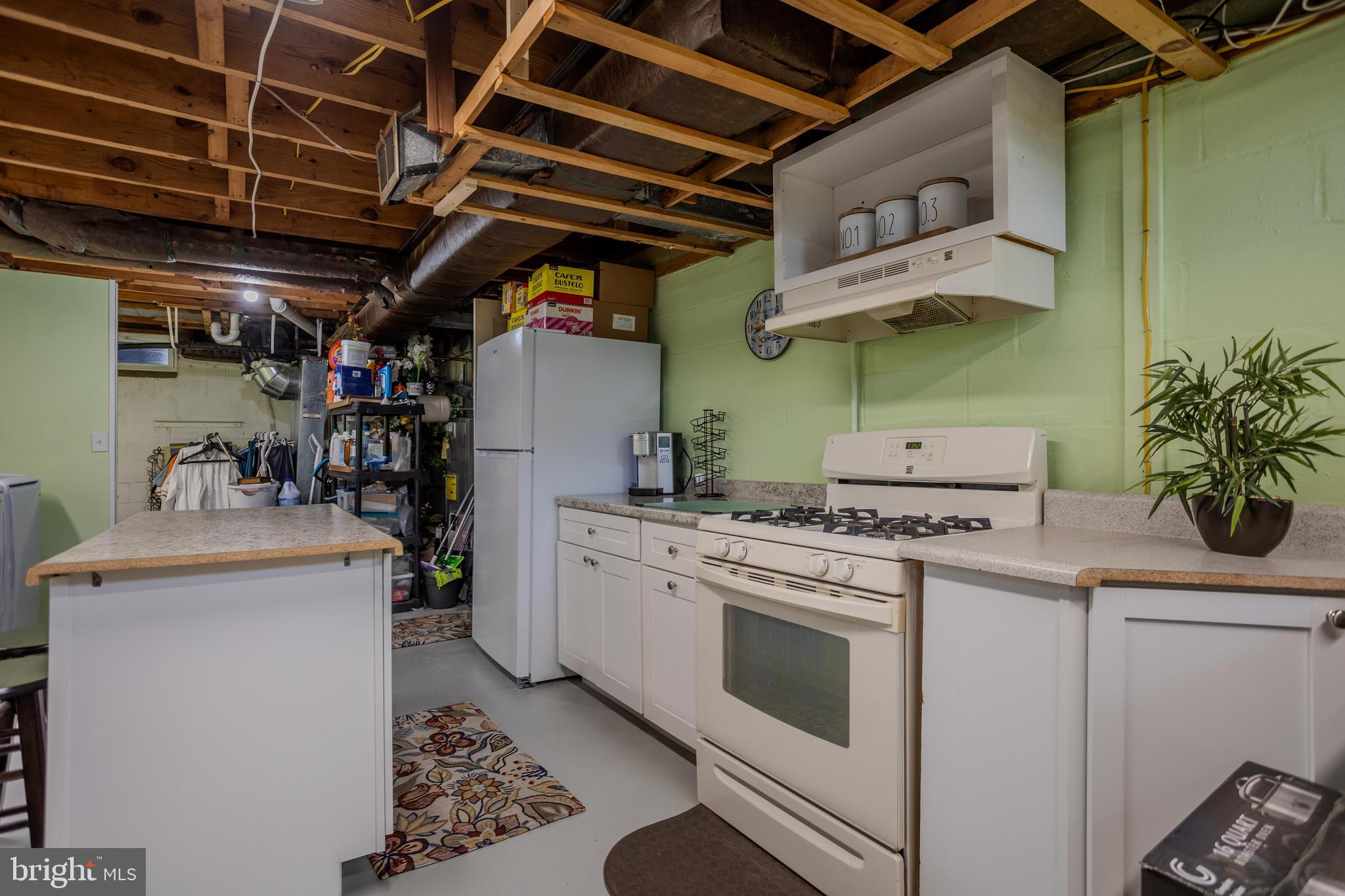 328 West Elm Avenue Hanover, PA 17331 - Photo 47 of 56