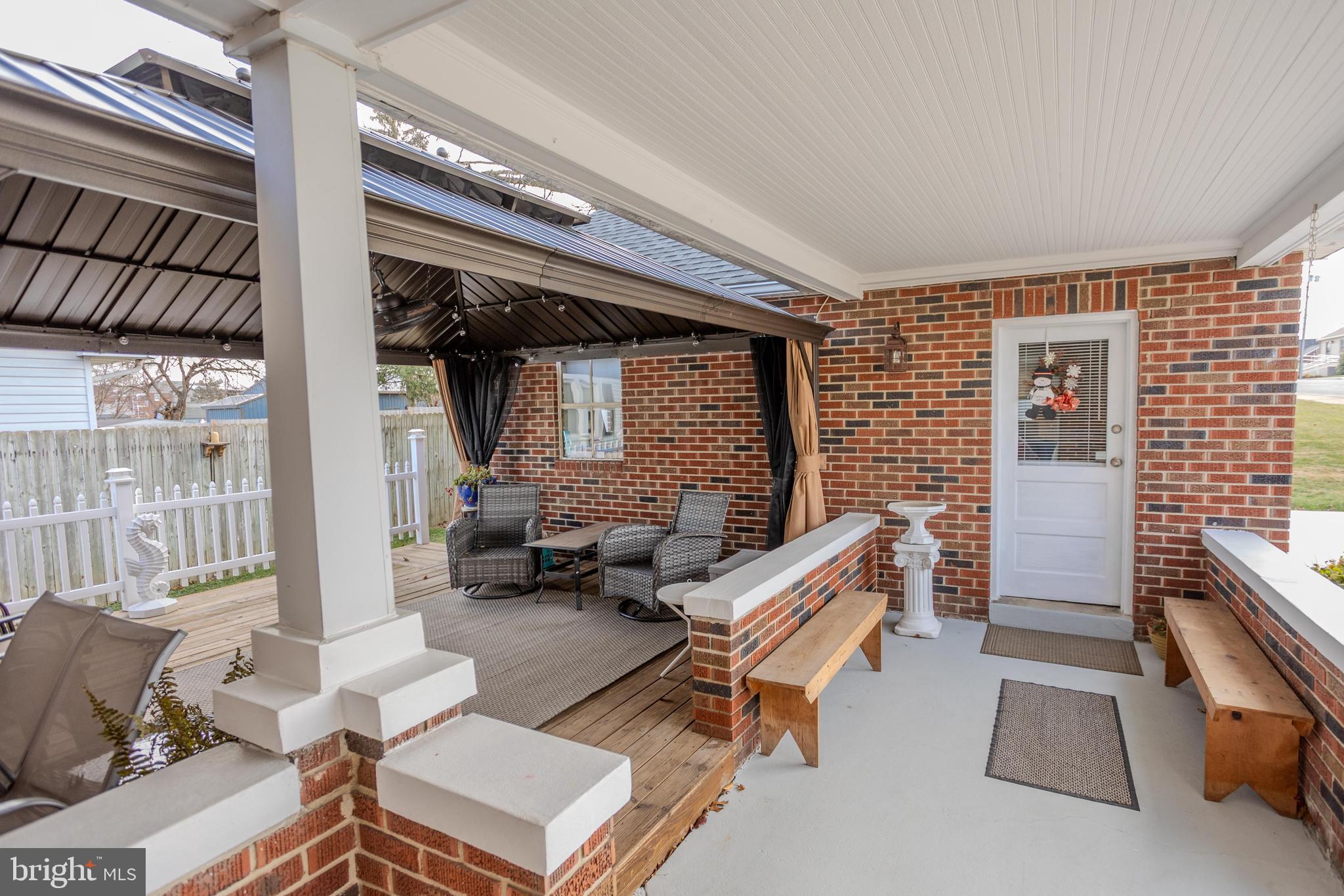 328 West Elm Avenue Hanover, PA 17331 - Photo 8 of 56