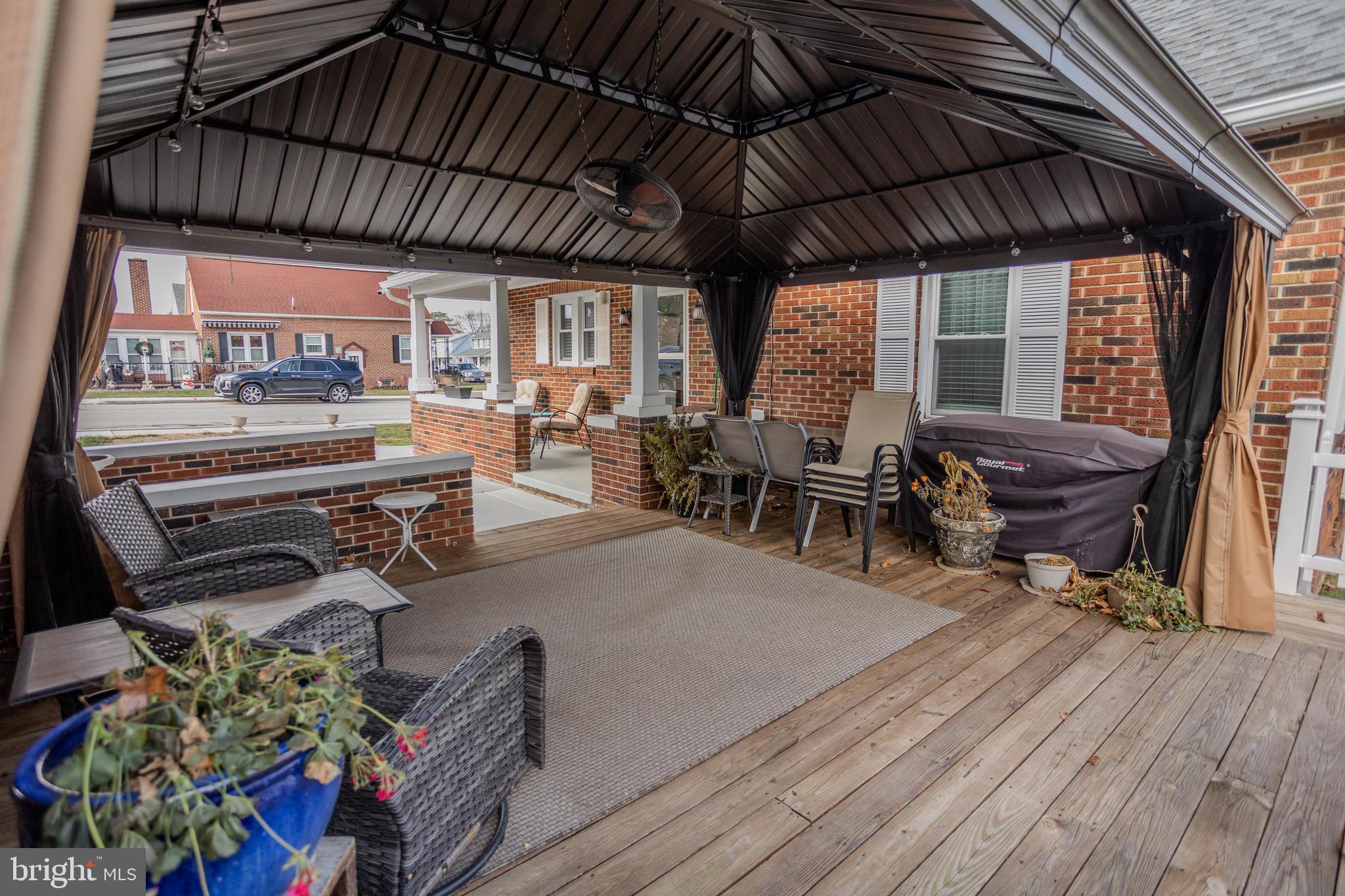 328 West Elm Avenue Hanover, PA 17331 - Photo 10 of 56