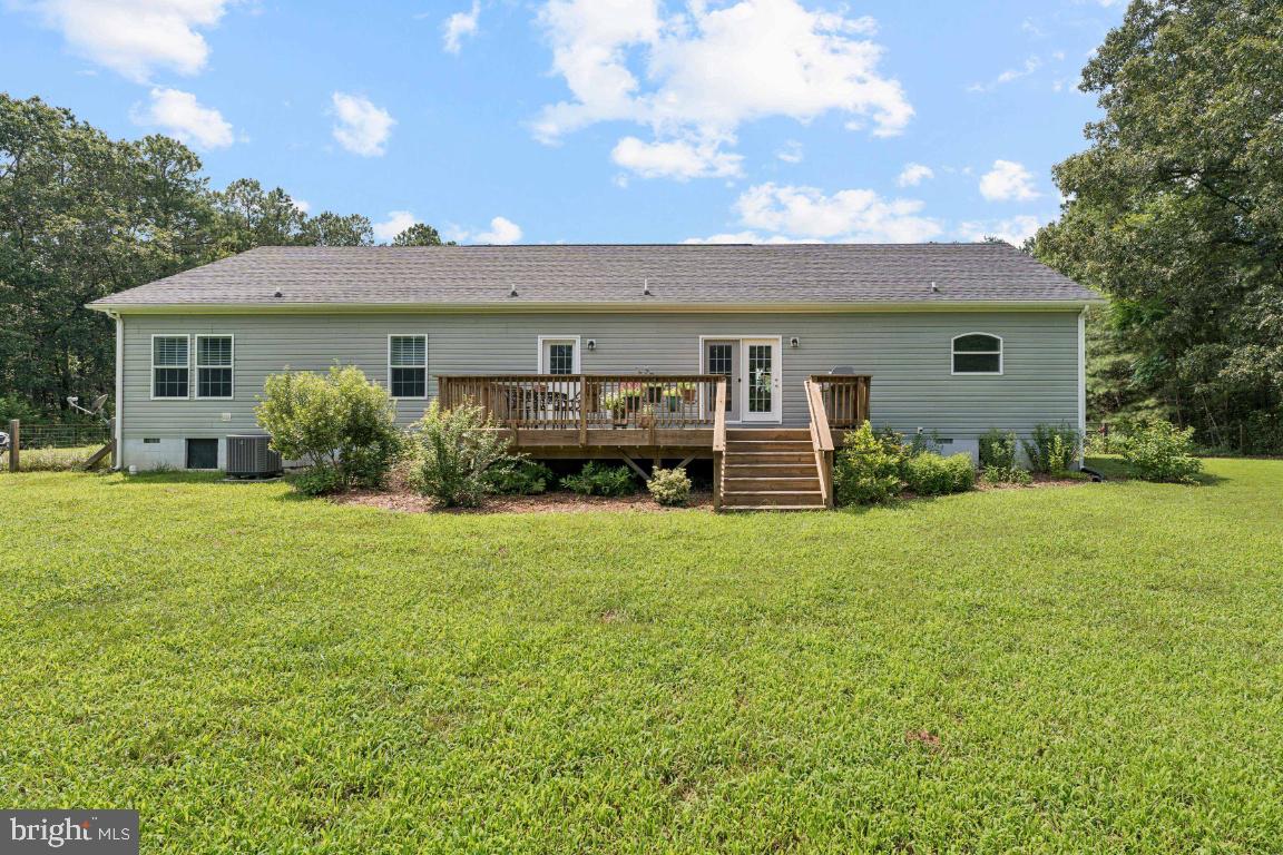 18167 Locust Grove Road Bowling Green, VA 22427 - Photo 23 of 25 Gallery Image 23